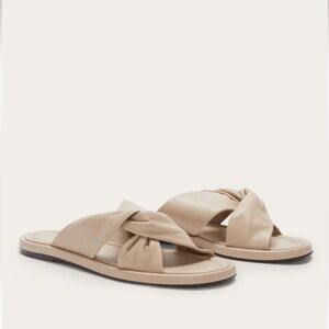 Everlane The Day Twist Sandal in Beige